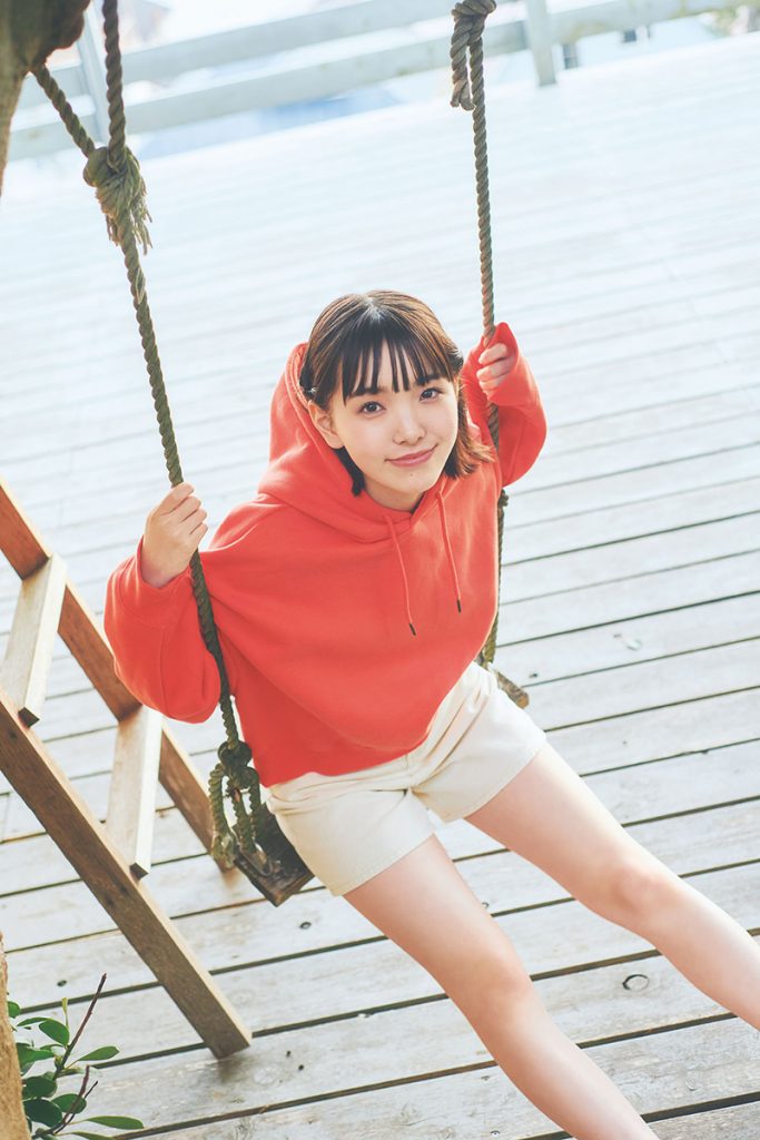 「私立恵比寿中学 低学年メンバー OFFICIAL PHOTOBOOK」より