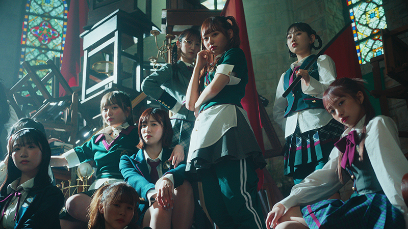 AKB48 64thシングル『恋 詰んじゃった』MVより