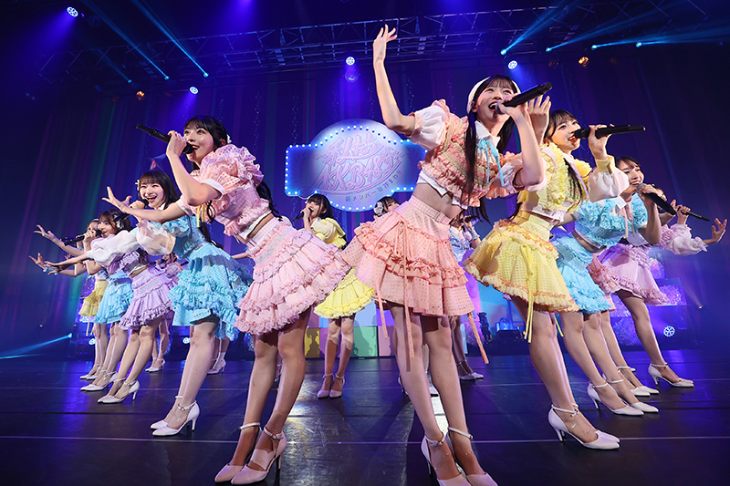 「AKB48 17期生昇格記念LIVE!新メンバーあいさつまわり ~私たち、AKB48です~」より