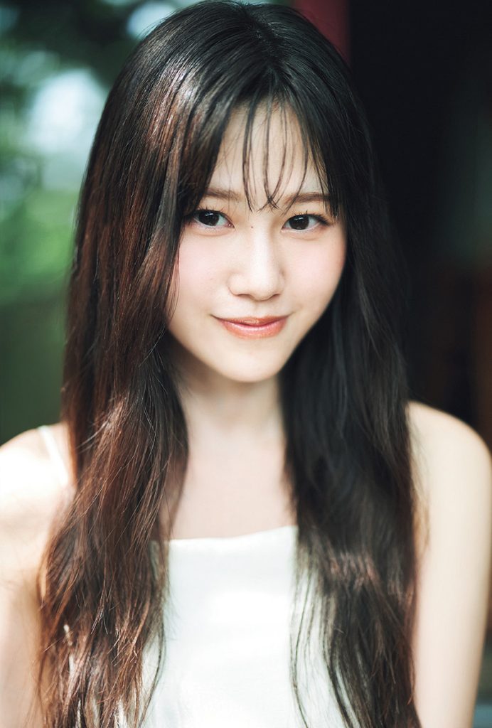 「blt graph.vol.104」ローソンエンタテインメント購入特典ポストカード【向井純葉(櫻坂46)】