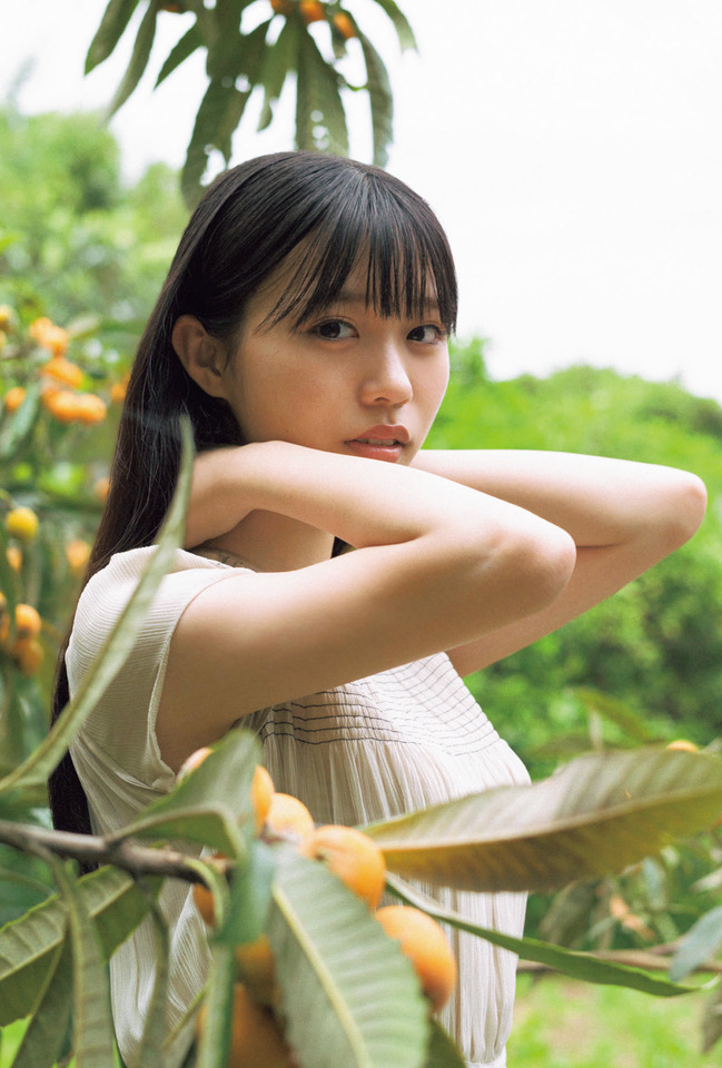 「blt graph.vol.103」セブンネットショッピング購入特典ポストカード【金澤亜美(僕が見たかった青空)】