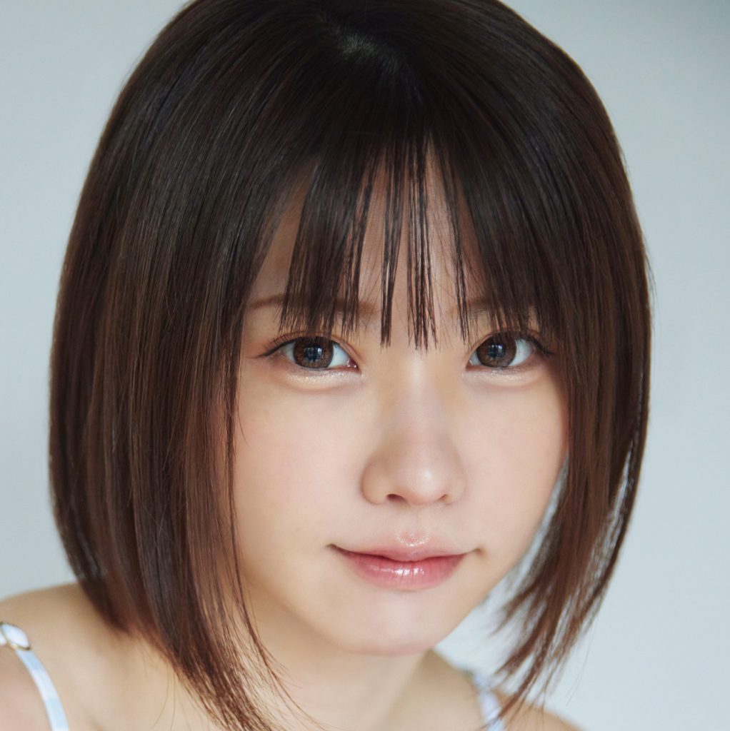 カリスマコスプレイヤーのえなこ