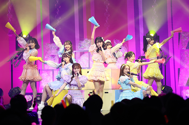 『AKB48 17期生昇格記念LIVE!新メンバー挨拶まわり~私たち、AKB48 です~』より