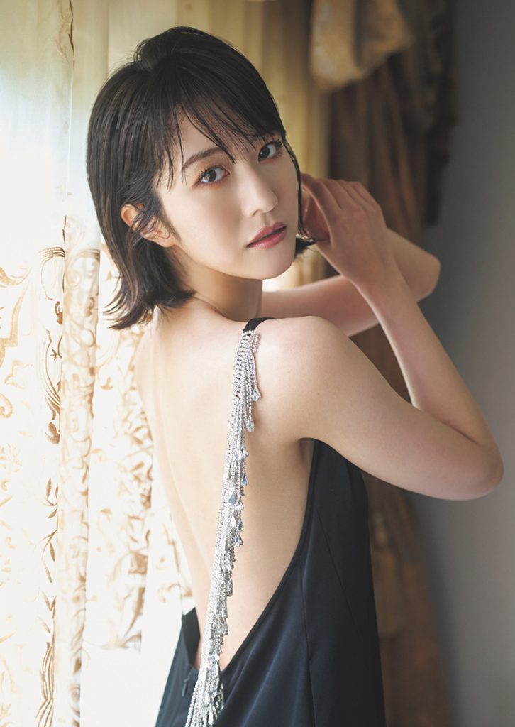 『週刊プレイボーイ43&44号』に登場している土生瑞穂