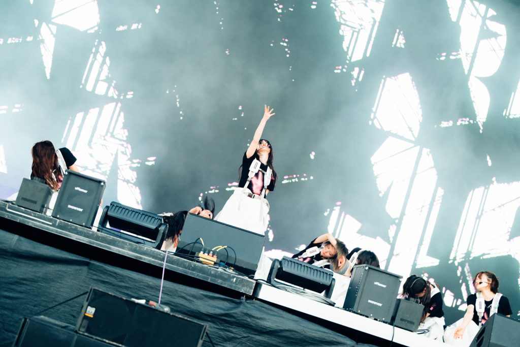 「Clockenflap Music&Art Festival 2024」に出演した櫻坂46