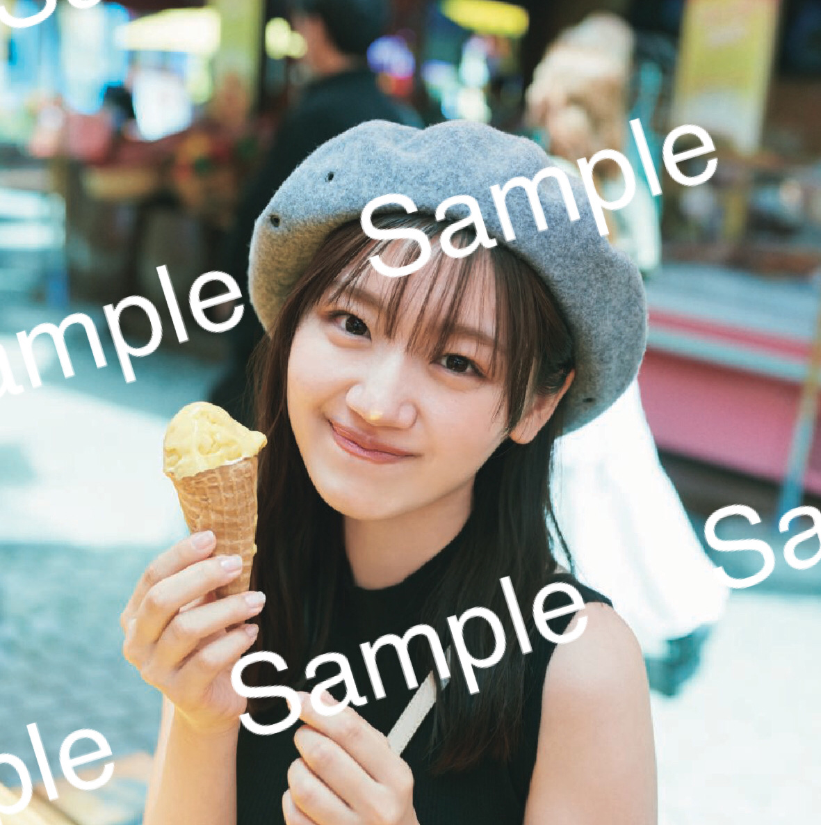 日向坂46佐々木美玲、アザトカワイイおちゃめな姿を披露！1st写真集