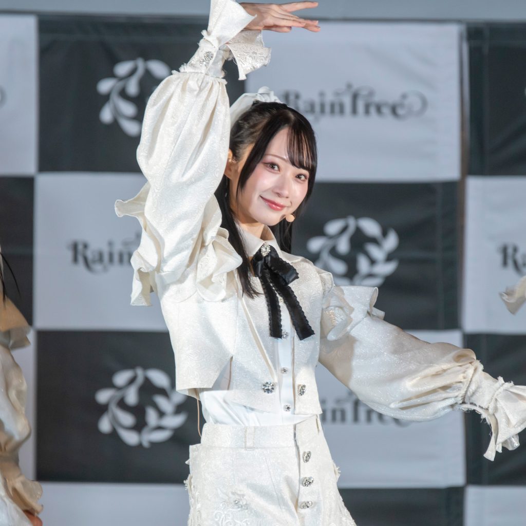 「1st デジタルデビューシングル『I L U』リリースイベント」より橋本真希