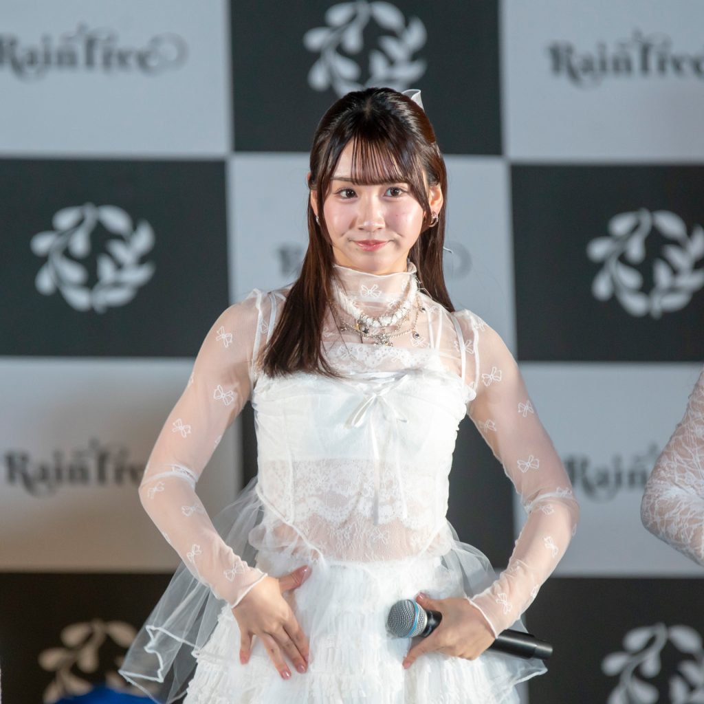 「1st デジタルデビューシングル『I L U』リリースイベント」より片瀬真花
