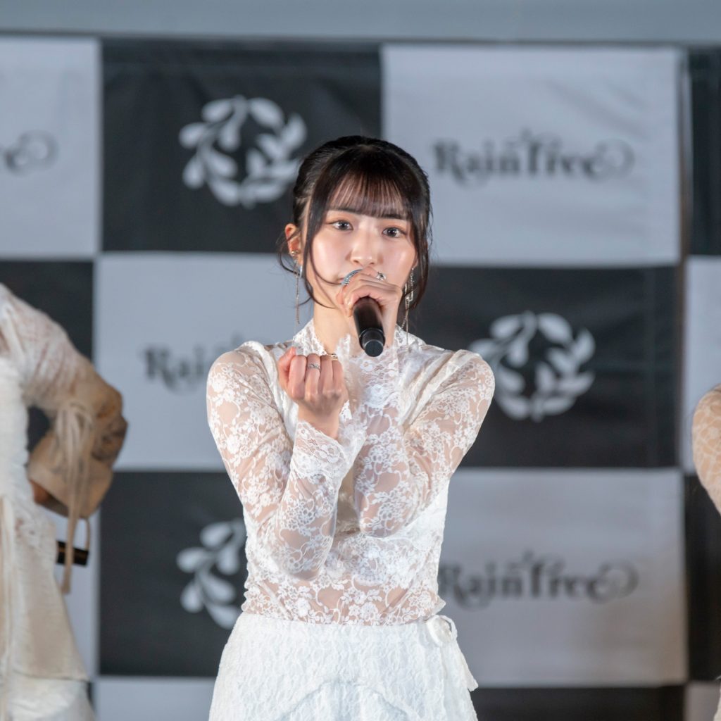 「1st デジタルデビューシングル『I L U』リリースイベント」より朝宮日向