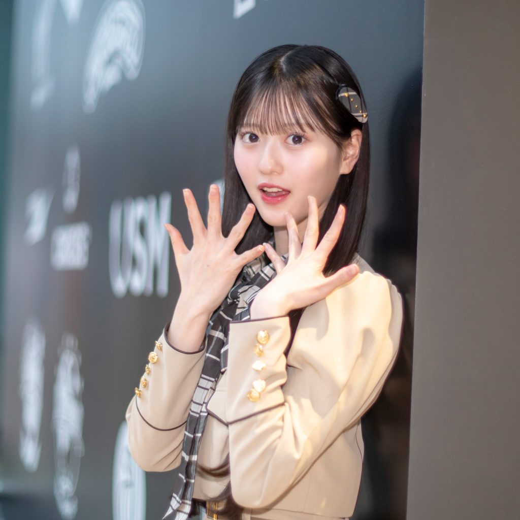 AKB48 65枚目シングル『まさかのConfession』でセンターを務める八木愛月