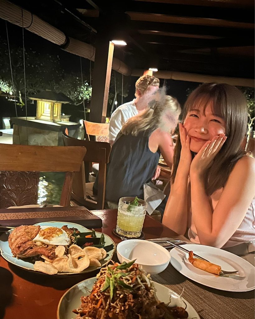 秋元真夏公式インスタグラム(manatsu.akimoto_official)より