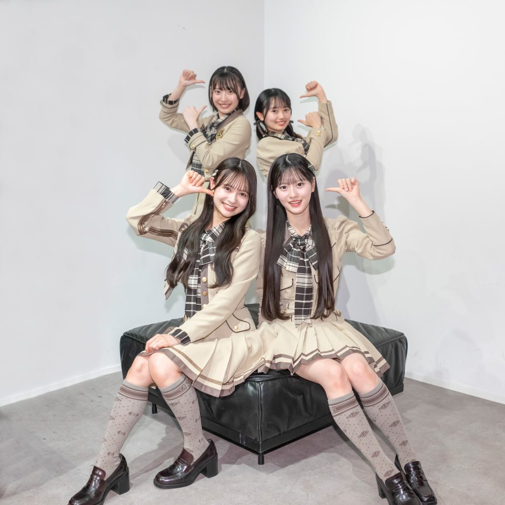 AKB48八木愛月・坂川陽香・伊藤百花・花田藍衣にインタビューを実施