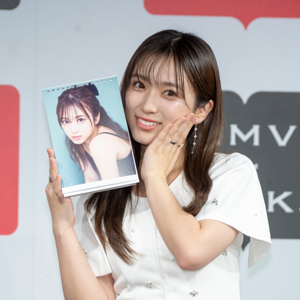 「矢吹奈子2025.4-2026.3カレンダー」発売記念取材会より