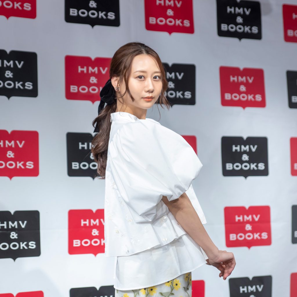 「古畑奈和 2025.4-2026.3カレンダー」発売記念取材会より