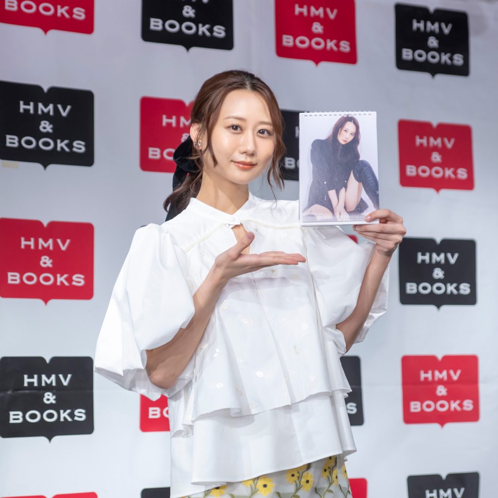 「古畑奈和 2025.4-2026.3カレンダー」発売記念取材会より
