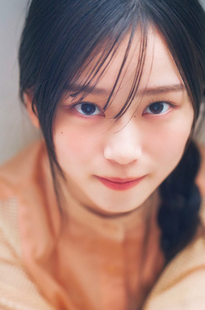 4月2日(水)に発売される『週刊少年マガジン18号』で表紙を飾る櫻坂46・山下瞳月