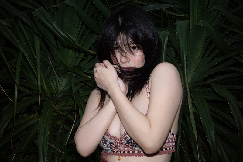 グラビアアイドル山田かなデジタル写真集『たまに叫ぶ山田かな』(株式会社サイゾー)