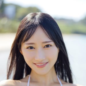 “伝説のレースクイーン”川瀬もえ1st写真集重版決定「まだ見てないよって方にも届いてほしい」