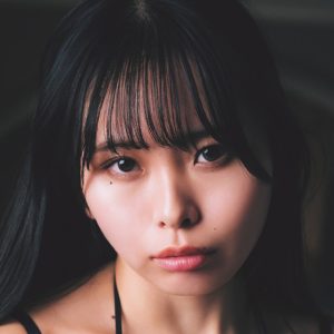 研究員からグラビアアイドルに転身…異色のキャリアのお姉さんが『週プレ』グラビア初登場