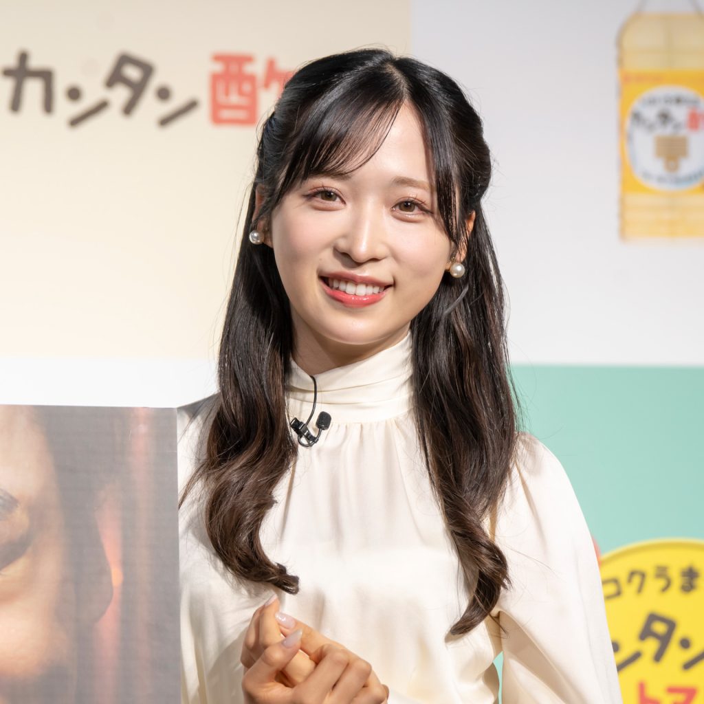 「カンタン酢・カンタン酢トマト 新CM発表会」に出席したAKB48・小栗有以