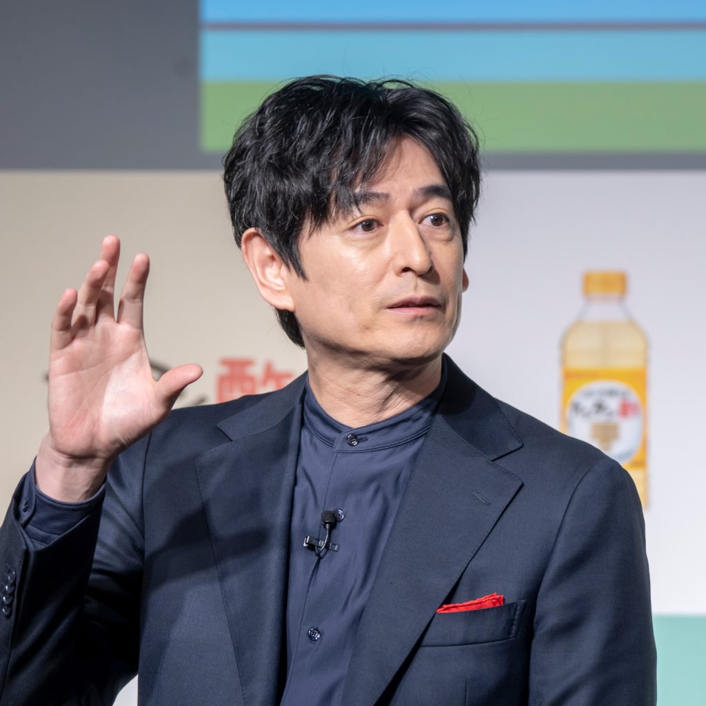 「カンタン酢・カンタン酢トマト 新CM発表会」に出席した博多大吉