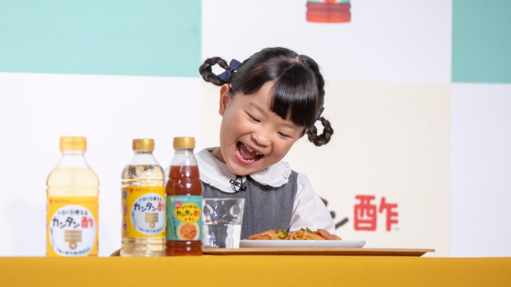 「カンタン酢・カンタン酢トマト 新CM発表会」に出席したののちゃん(村方乃々佳）