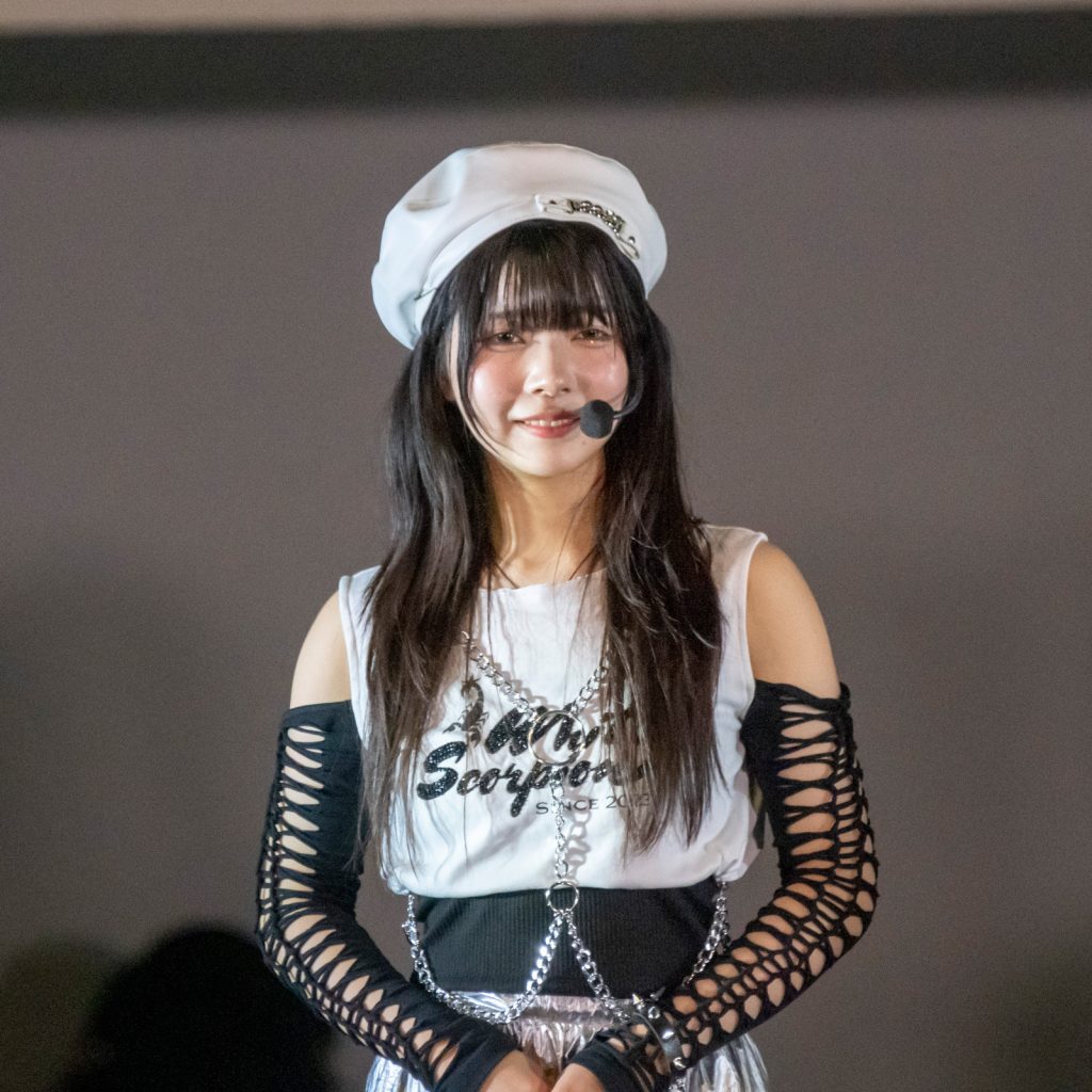 WHITE SCORPION 7th Digital Single『Beach opening』リリースイベントよりNATSU