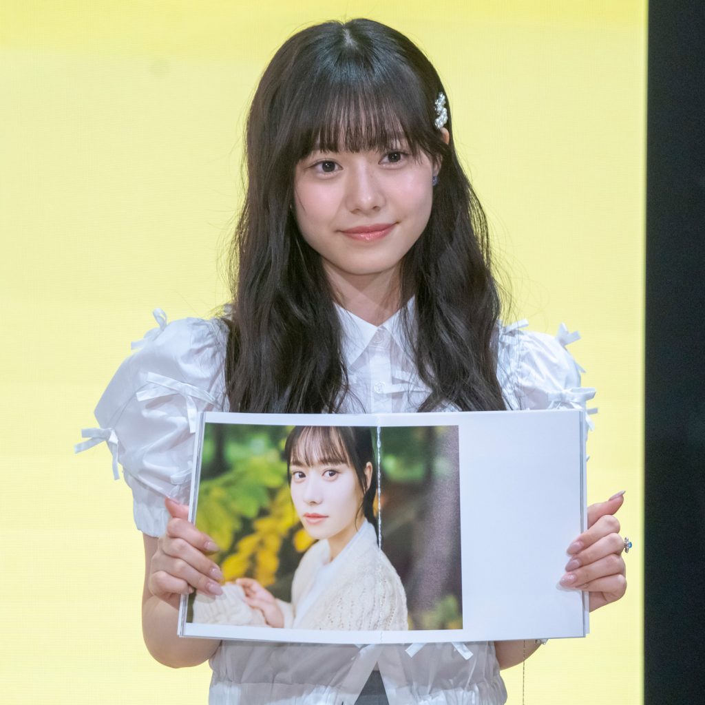 私立恵比寿中学・仲村悠菜が1st写真集『17。』(小学館)出版記念取材会に出席