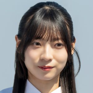 日向坂46宮地すみれ、五期生からの暴露に赤面「楽屋とかでお会いしたら結構クールな感じで…」