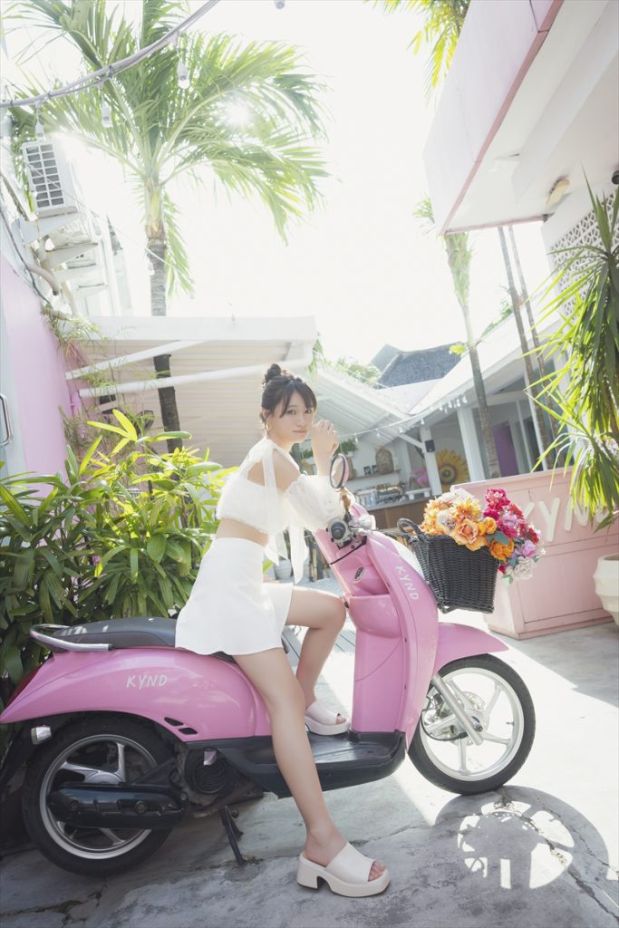 SKE48中野愛理1st写真集『可愛いと言って欲しい』