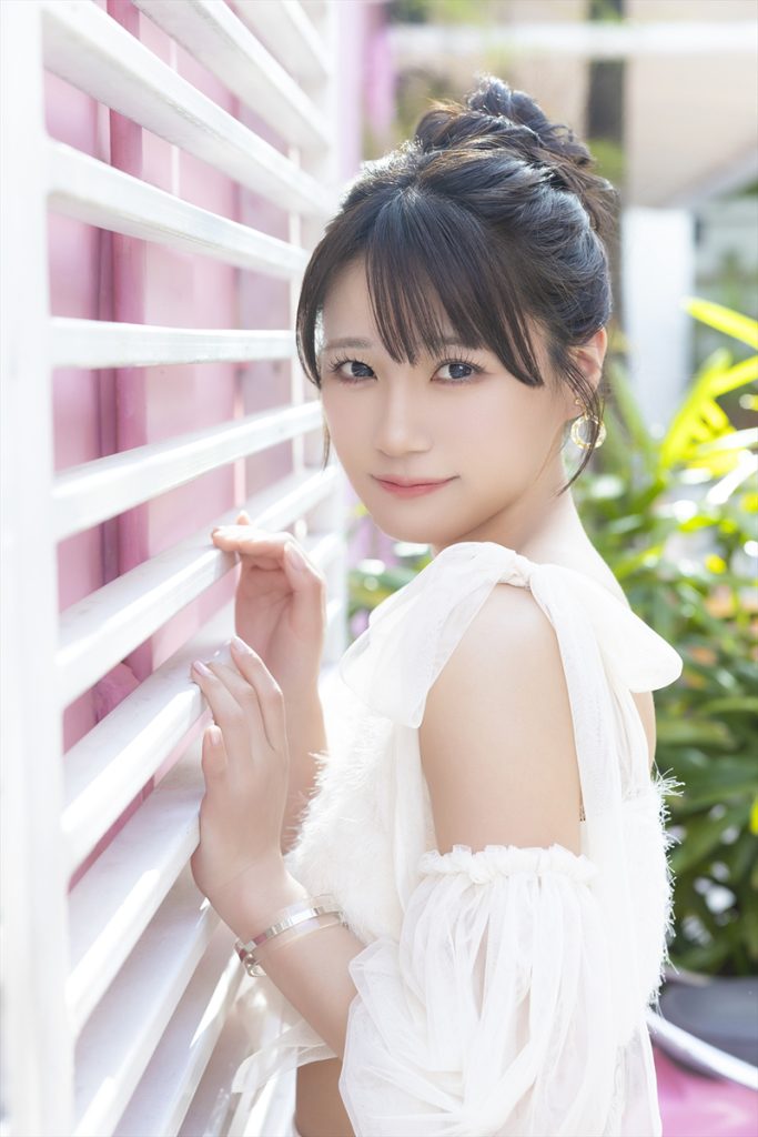 SKE48中野愛理1st写真集『可愛いと言って欲しい』セブンネットショッピング限定版表紙