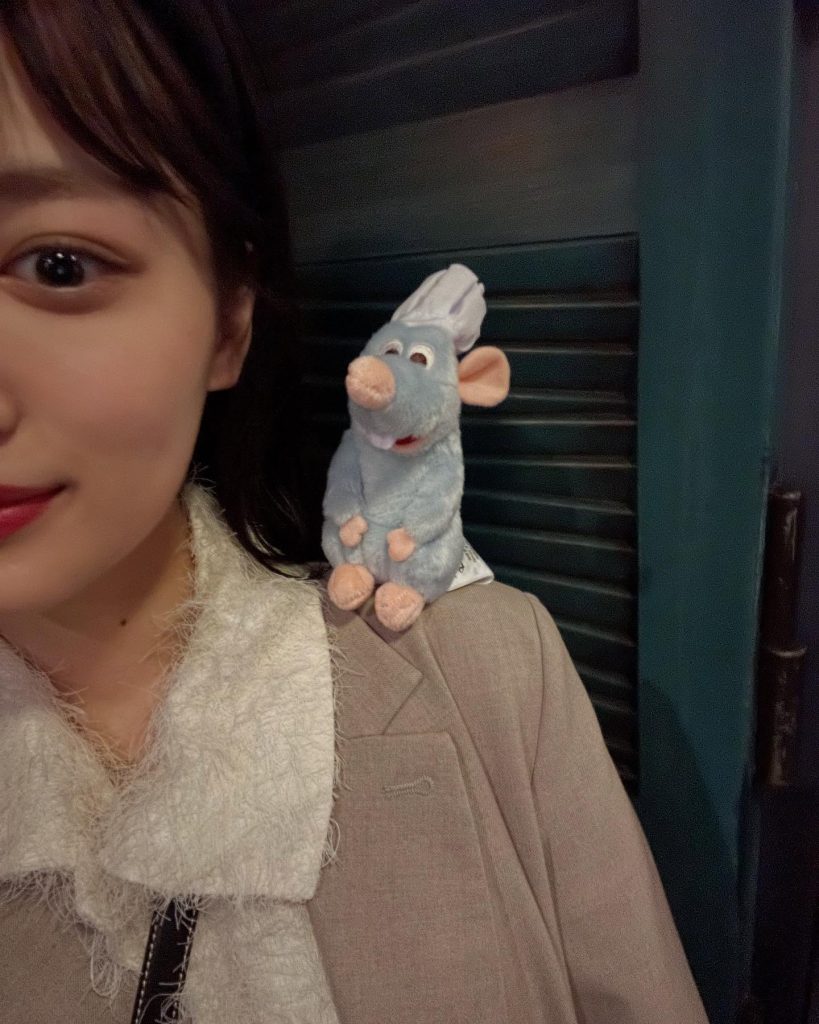 山下美月公式インスタグラム(mizuki.yamashita.official)より