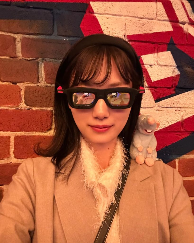 山下美月公式インスタグラム(mizuki.yamashita.official)より