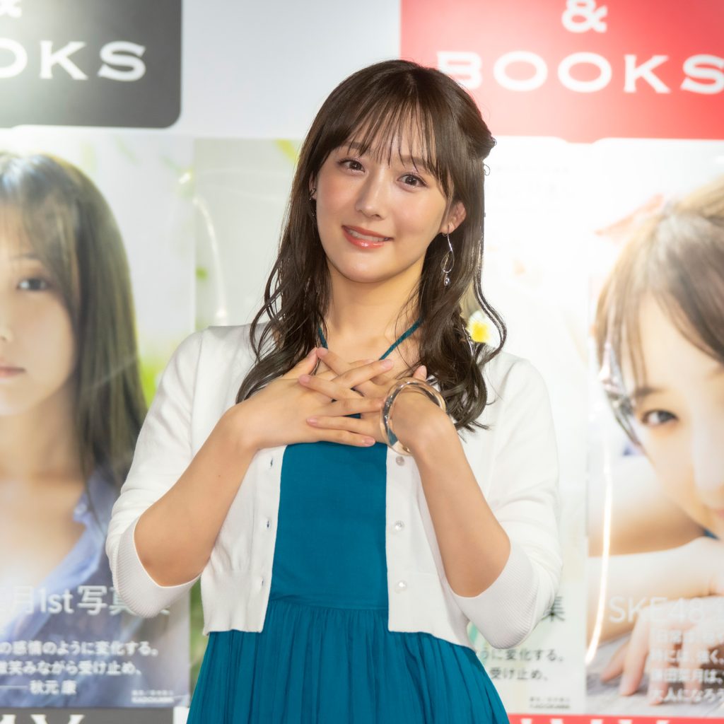 鎌田菜月1st写真集『やさしい日差し』発売記念取材会より