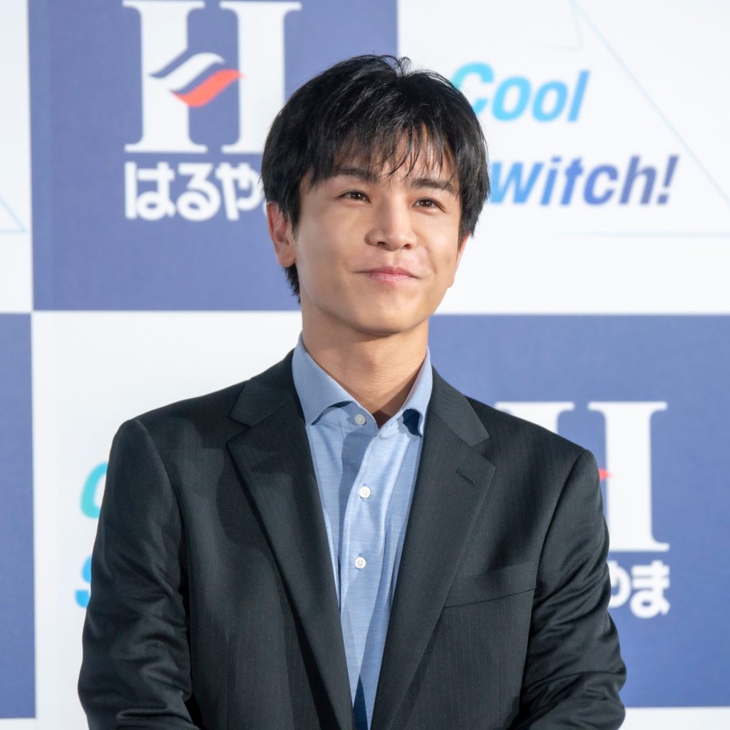 「はるやまNEW BIZ WEAR アンバサダー&新CM発表会」に出席した岩田剛典
