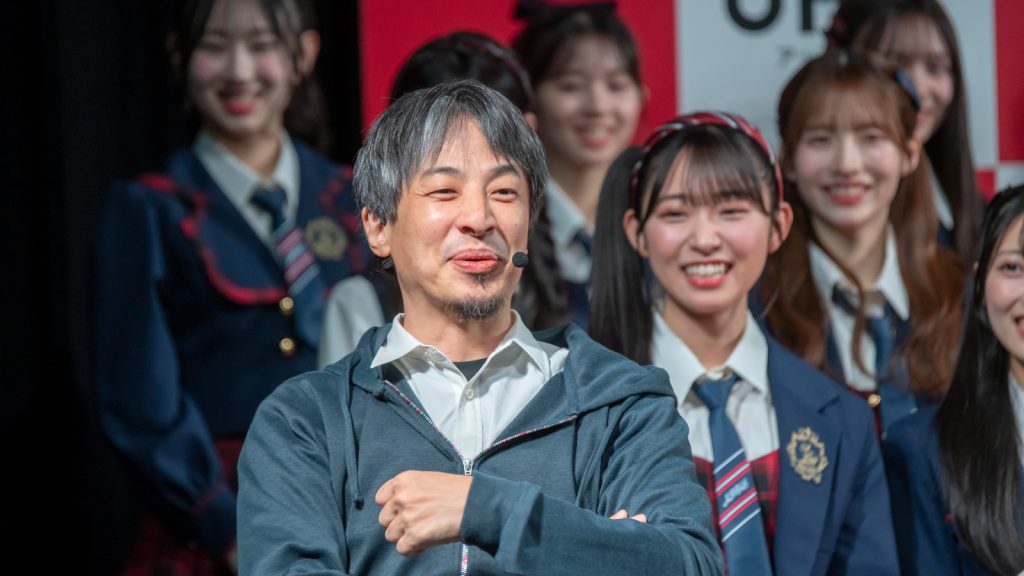 「UP-T 新CM発表会見」より