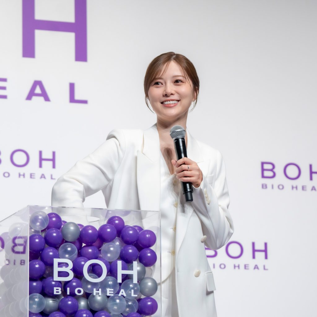 「BIOHEAL BOH 新アンバサダー就任発表会」に出席した白石麻衣