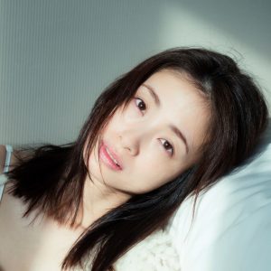 上戸彩、15年ぶり写真集発売決定「本当に感謝の気持ちでいっぱいです」