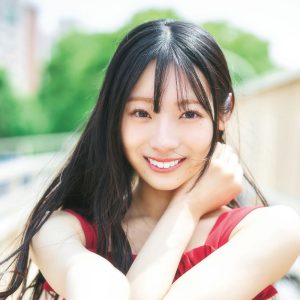 日向坂46宮地すみれ、少年誌初ソロ表紙を飾る「自分の新たな一面を見つけることができました!!」