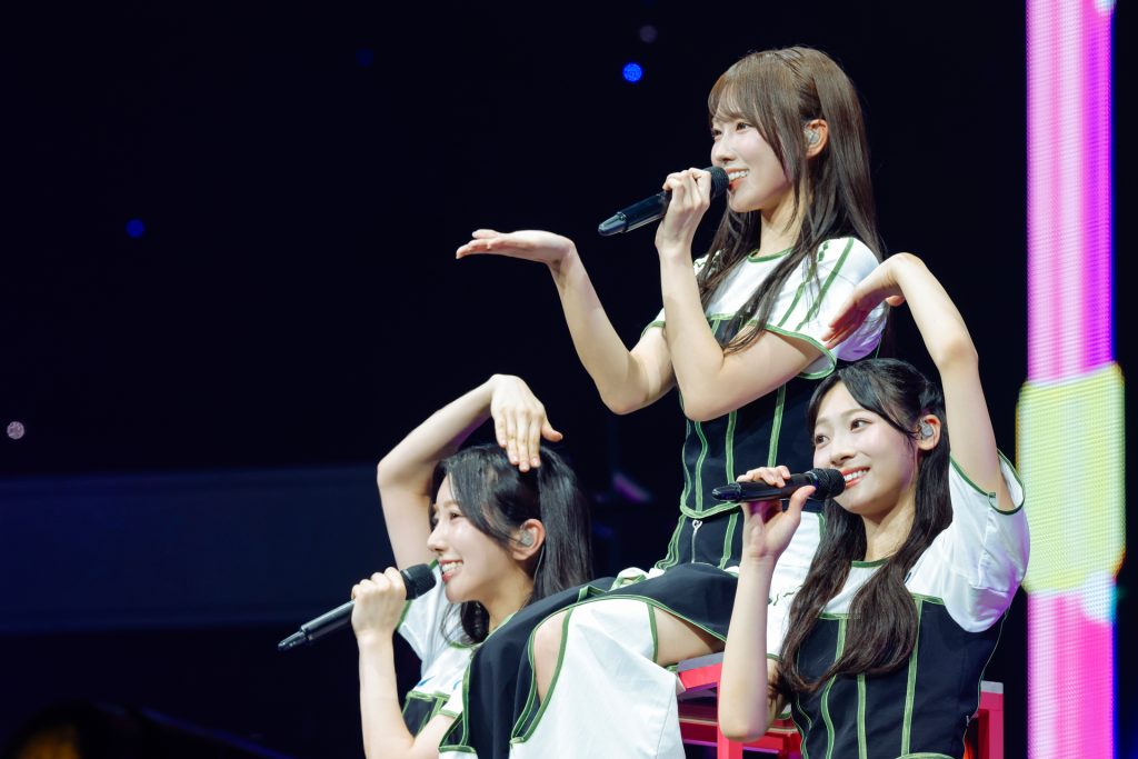 日向坂46、BRAND NEW LIVE 2025「OVER THE RAINBOW」より