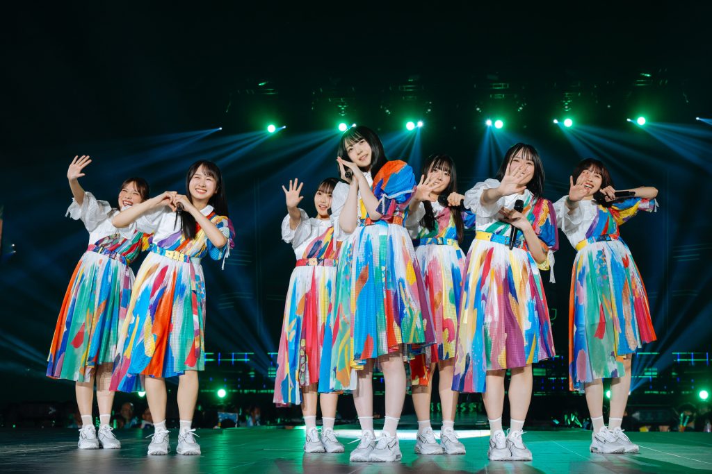 日向坂46、BRAND NEW LIVE 2025「OVER THE RAINBOW」より