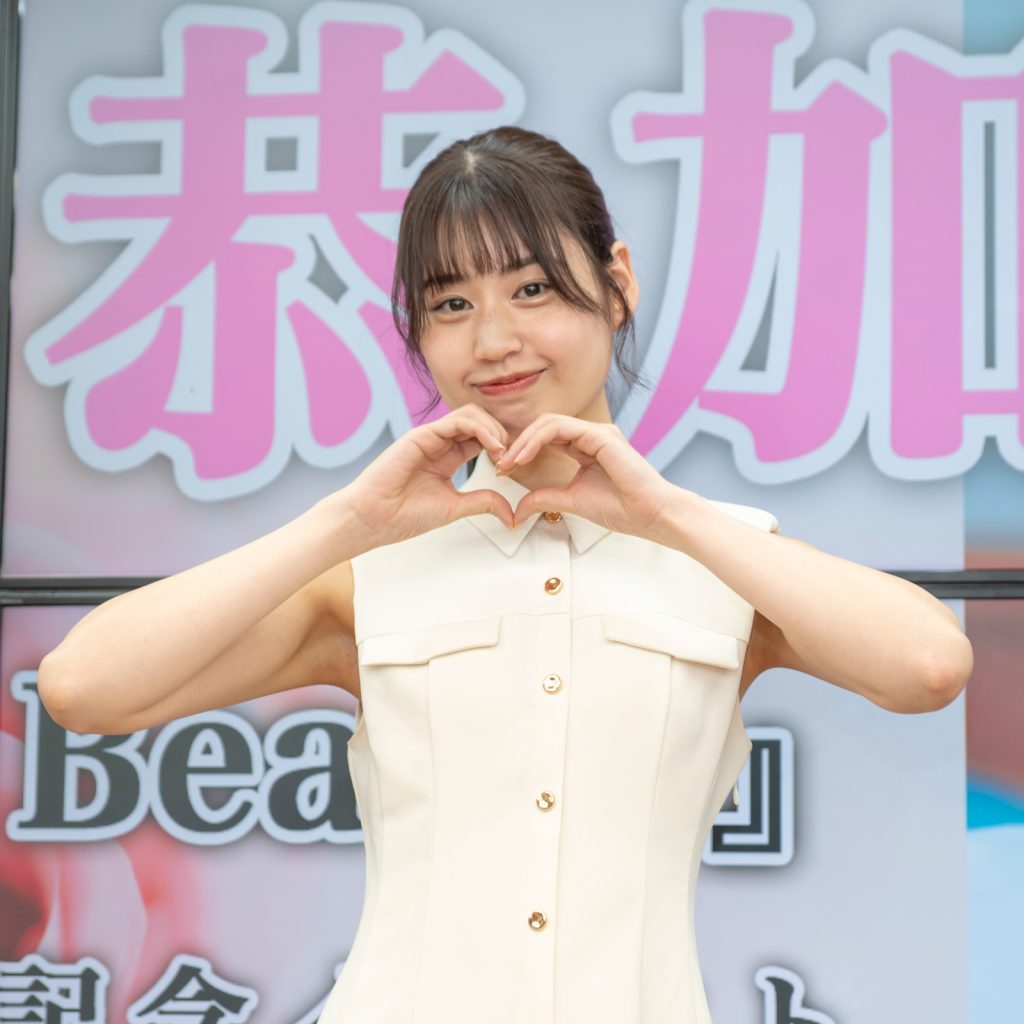 安陪恭加DVD「Smile Beauty」発売記念取材会より
