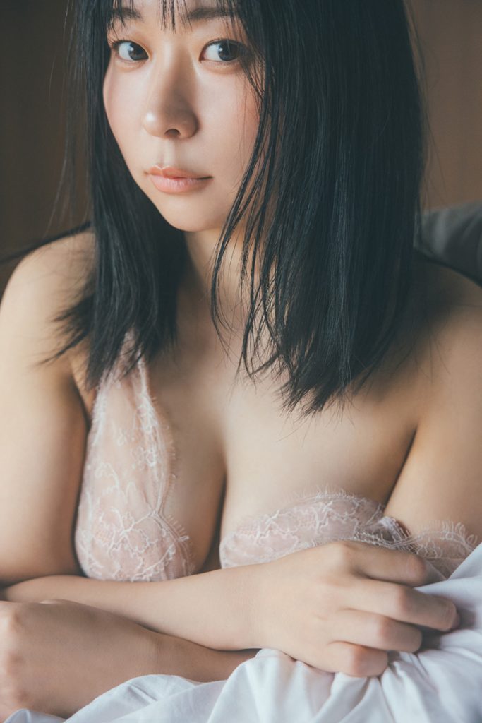アンゴラ村長1st写真集より