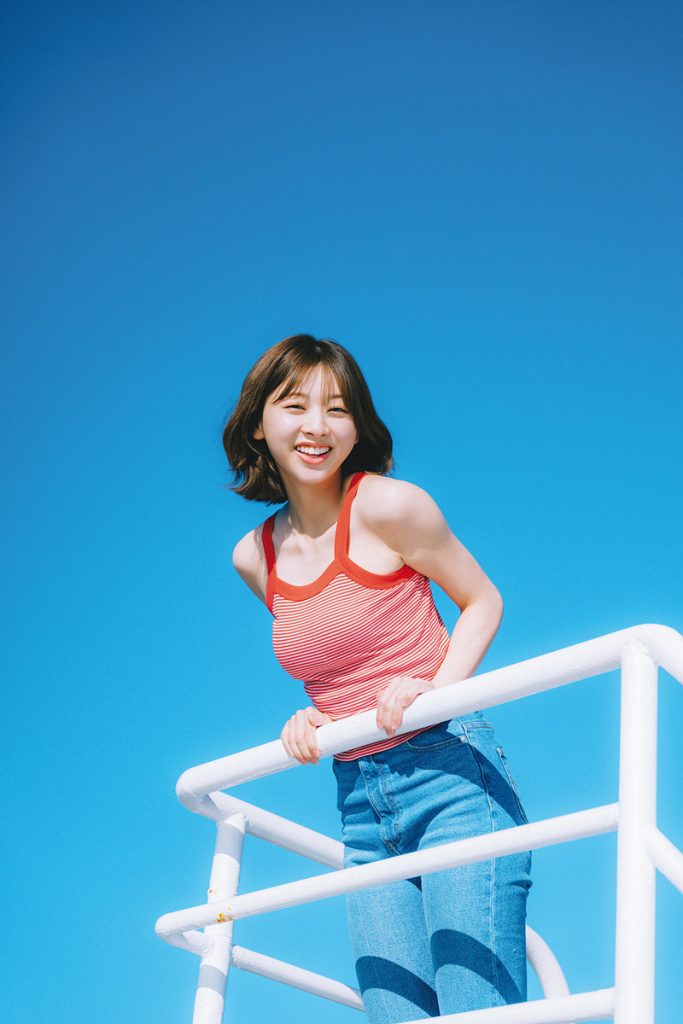 日向坂46富田鈴花1st写真集