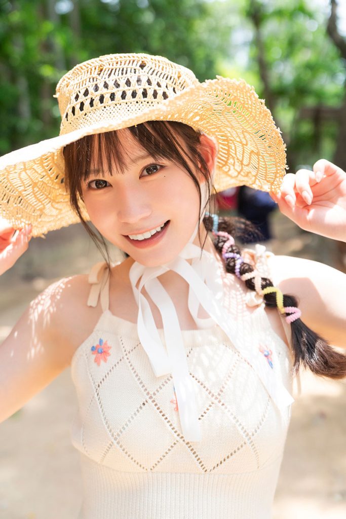 SKE48・大村杏1st写真集より