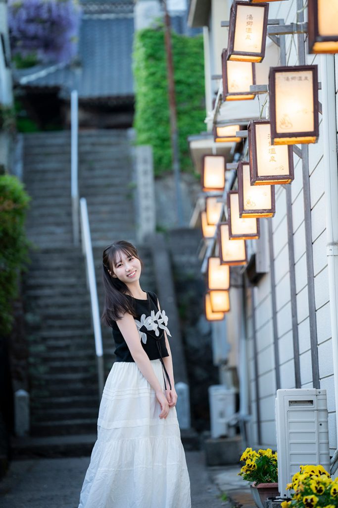 STU48・内海里音1st写真集より
