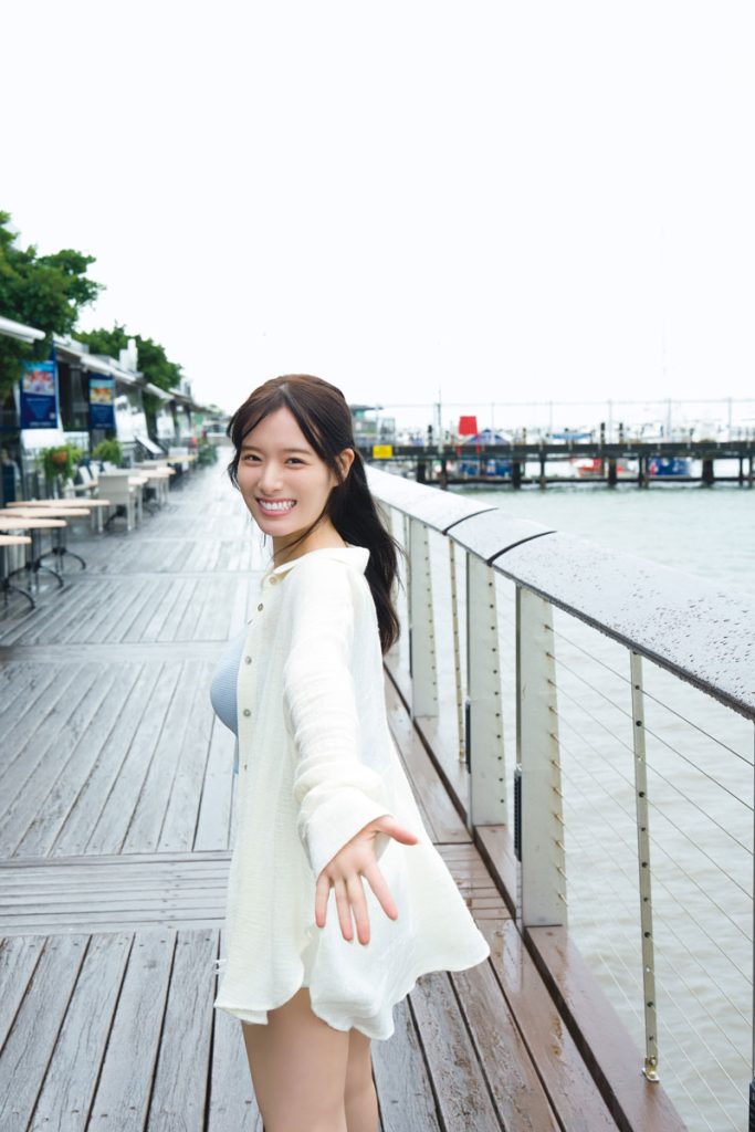 葉月くれあ1st写真集より
