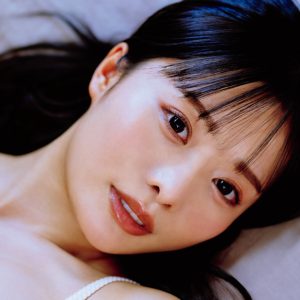 現役バレリーナ＆アイドル、まばゆいグラビアショット