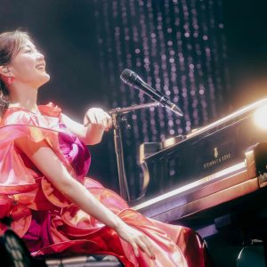 生田絵梨花、全国コンサートツアー「Erika Ikuta Tour 2025『bitter candy』」がスタート！「かっこつけなくていいんだ」等身大のパフォーマンスに注目！