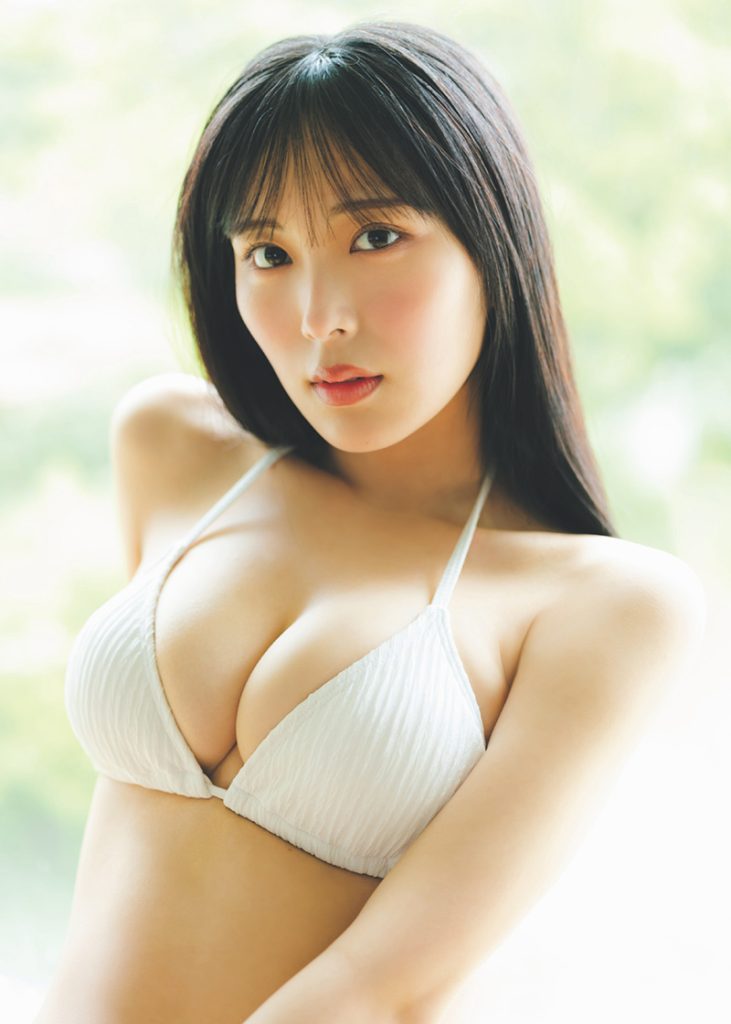 『週刊プレイボーイ26号』に登場している逢田珠里依